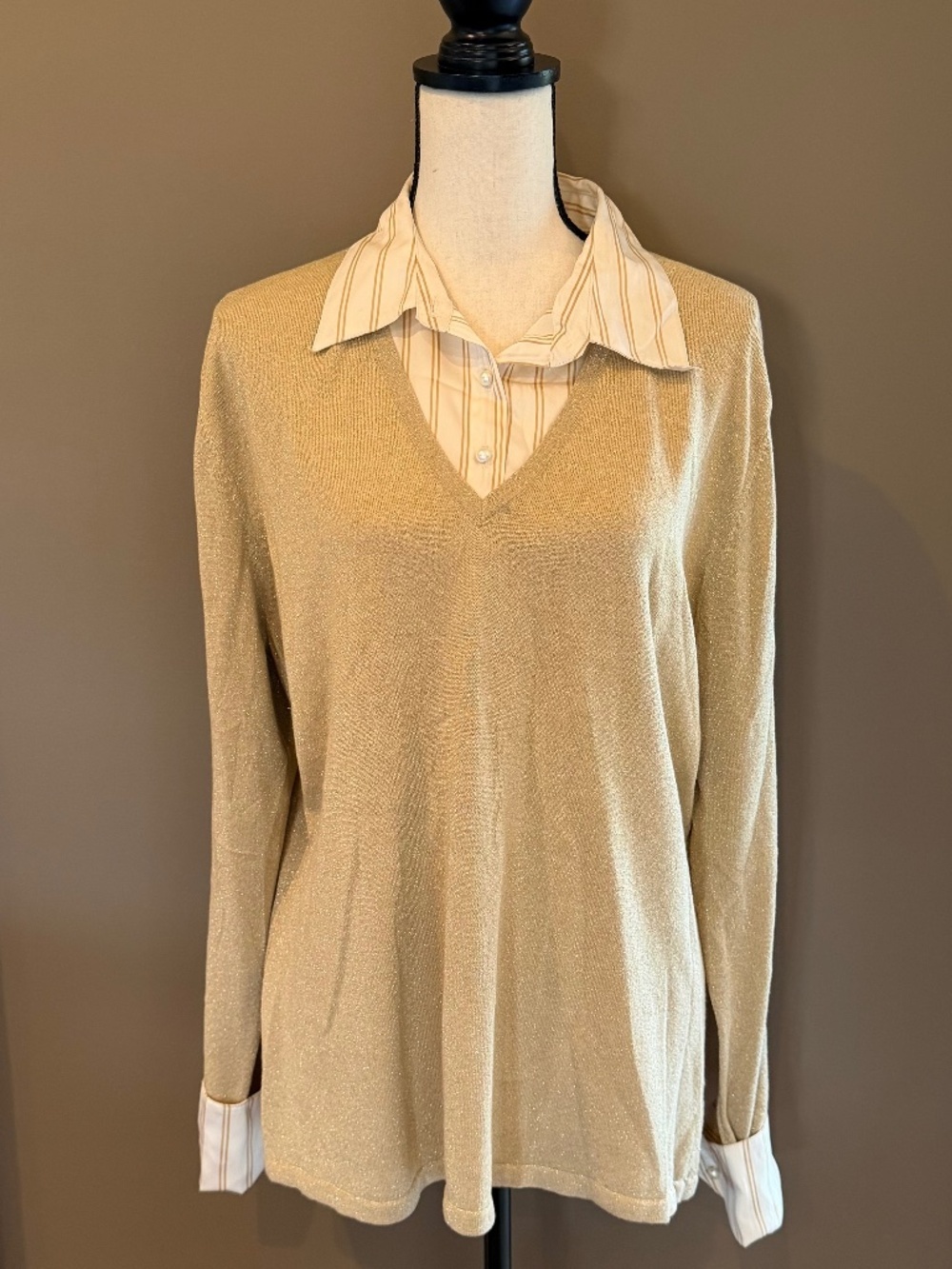 Jaclyn Smith Gold Metallic Knit Long Sleeve Sweater With White Collar, Size XL
